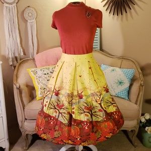 NWT Fall skirt 🧡🐿🦊🎃🍁
